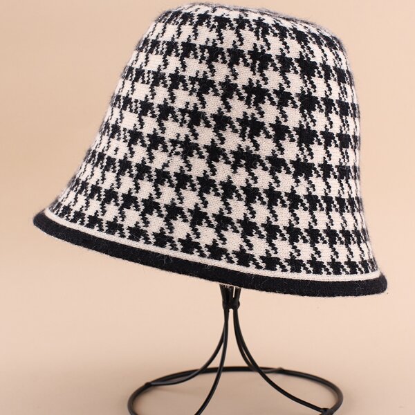 

Houndstooth Print Bucket Hat, Black and white