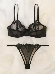 Embroidered Mesh Underwire Sexy Bra & Panty Lingerie Set - Black - View 3