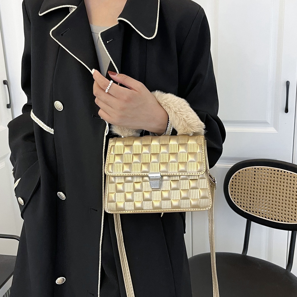 Металлическая сумка-сэтчел