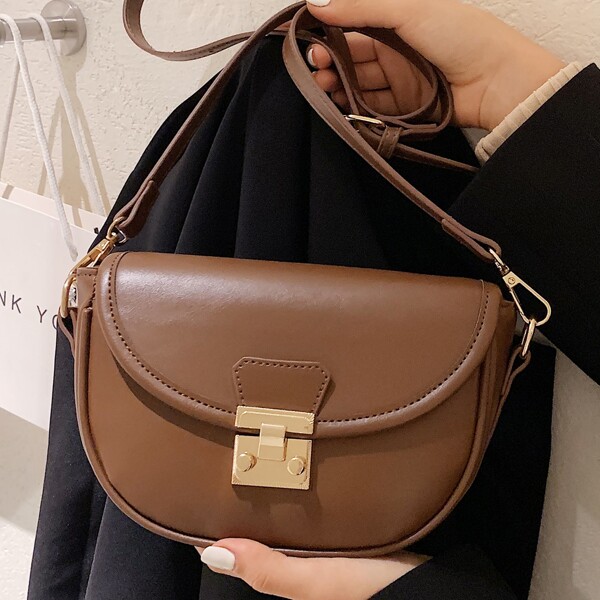 

Minimalist Flap Shoulder Saddle Bag, Brown