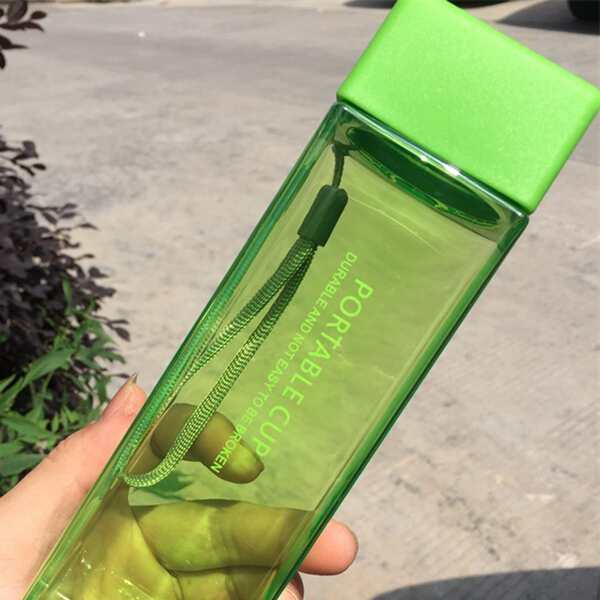 

Letter Graphic Water Bottle, Green