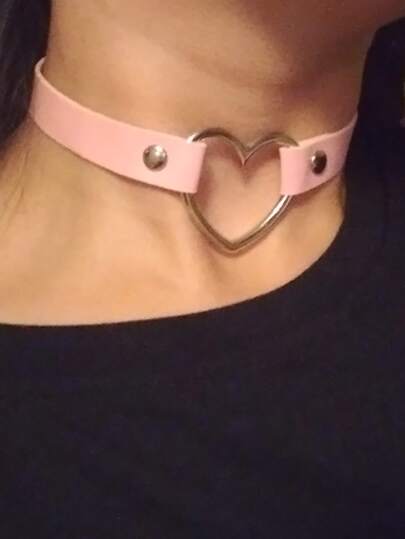 Heart Decor Choker