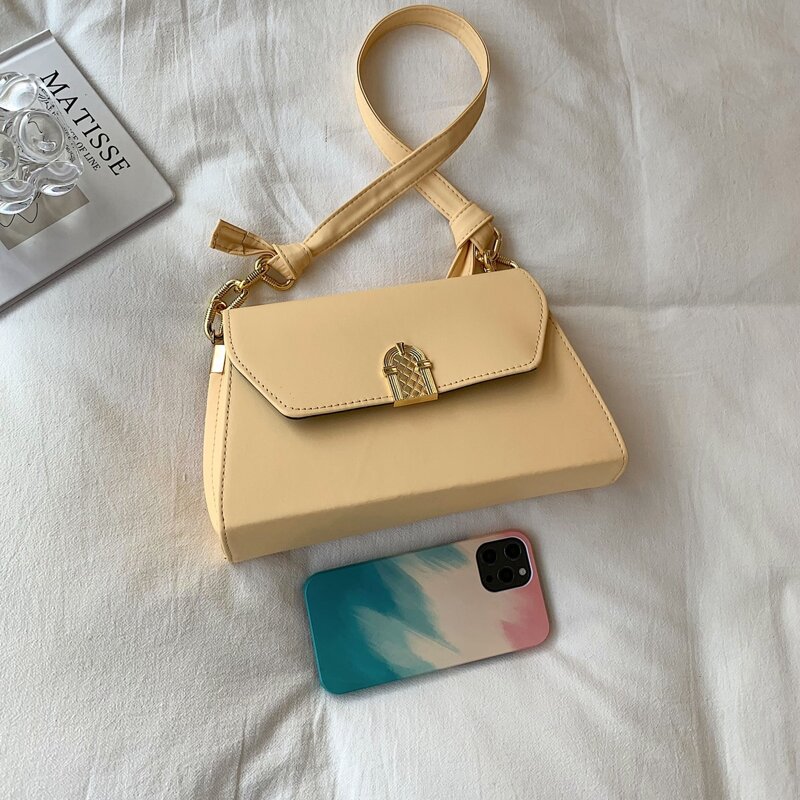 

Metal Decor Flap Shoulder Bag, Yellow