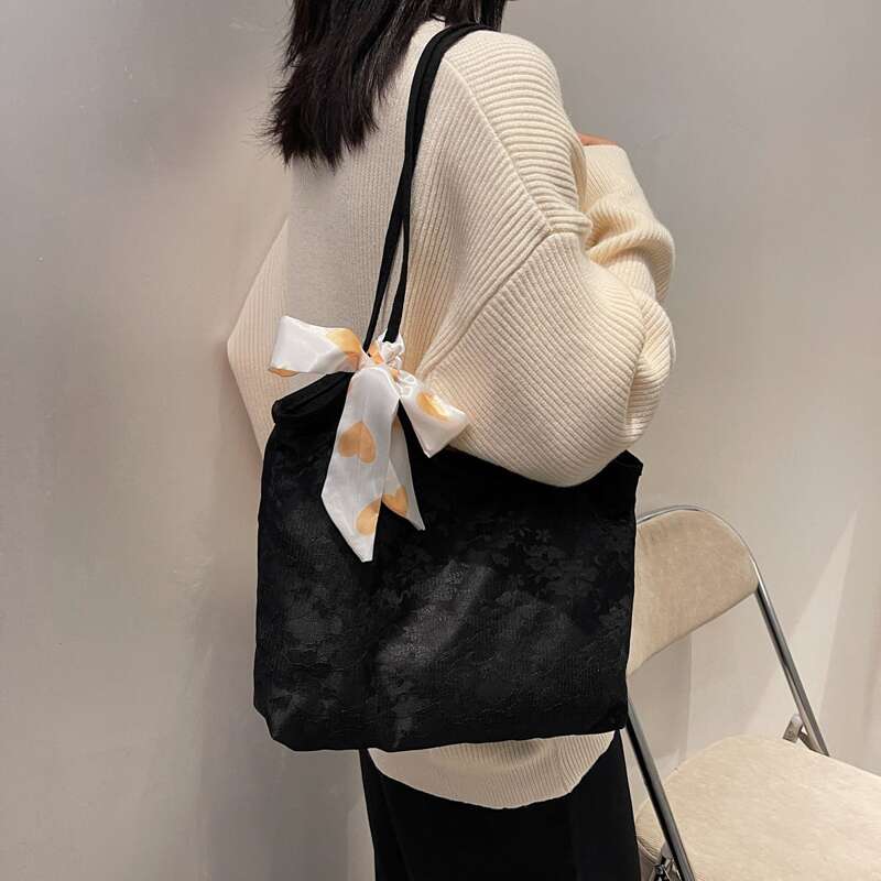 

Minimalist Tote Bag, Black