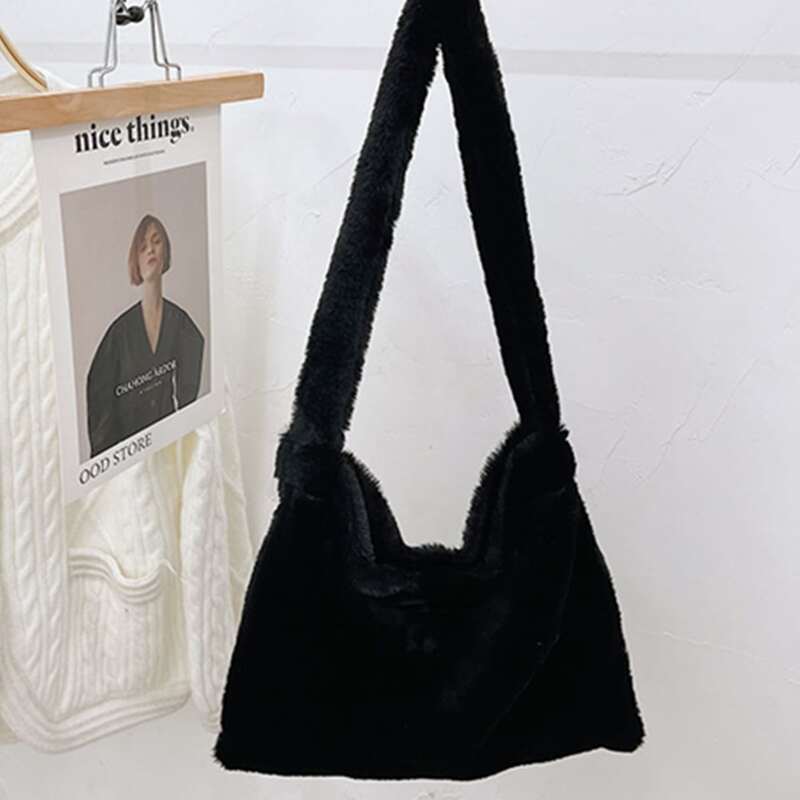 

Fluffy Shoulder Bag, Black