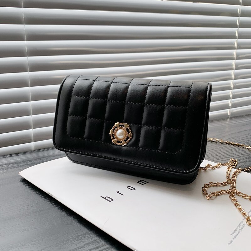 

Quilted Flap Crossbody Bag, Black