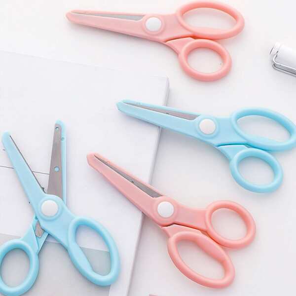 

2pcs Art Scissors, Multicolor