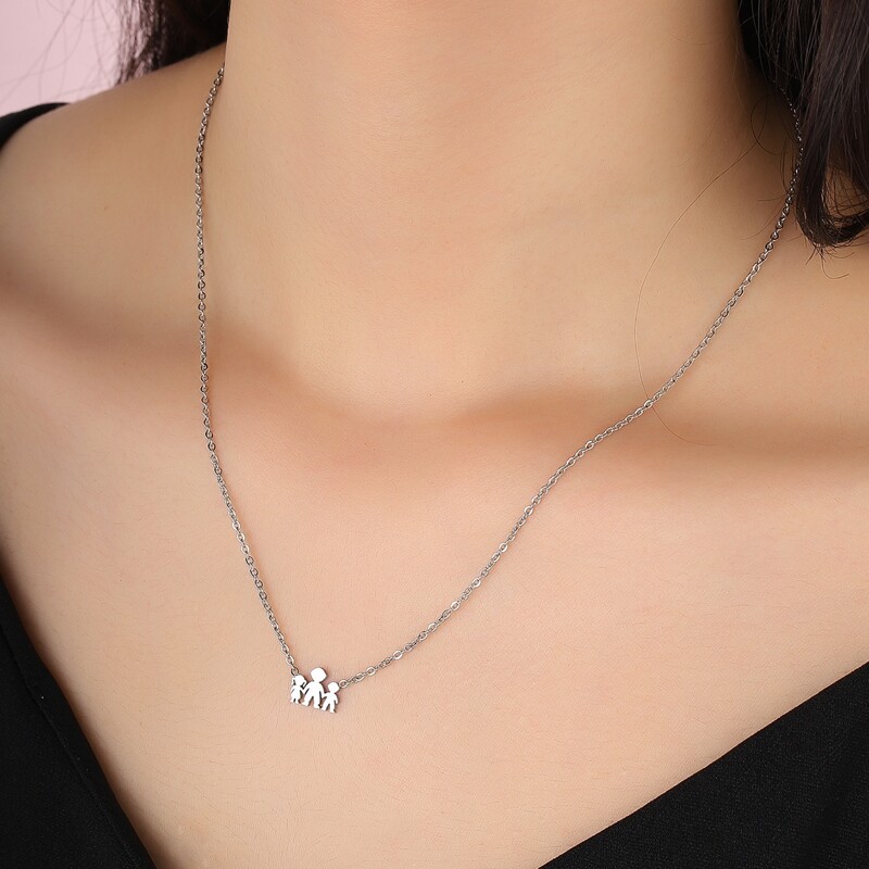 

Figure Decor Chain Necklace, Silver
