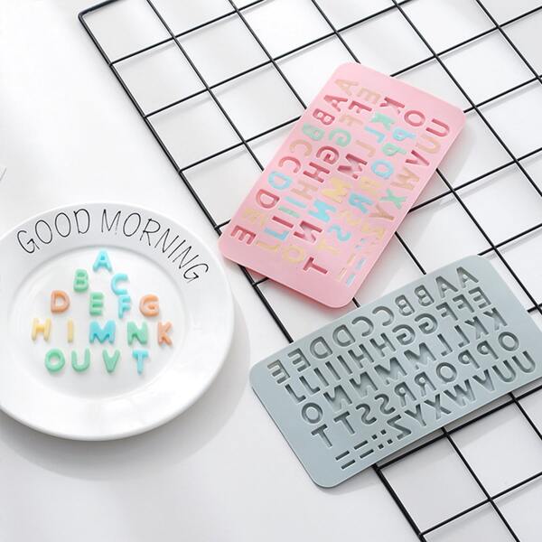 

1pc Letter Graphic Random Color Mold, Multicolor
