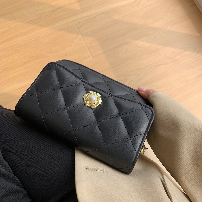 

Quilted Flap Crossbody Bag, Black