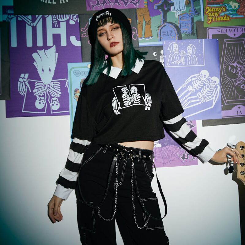 

Altspo 2 In 1 Striped Sleeve Skull Graphic Tee, Black and white