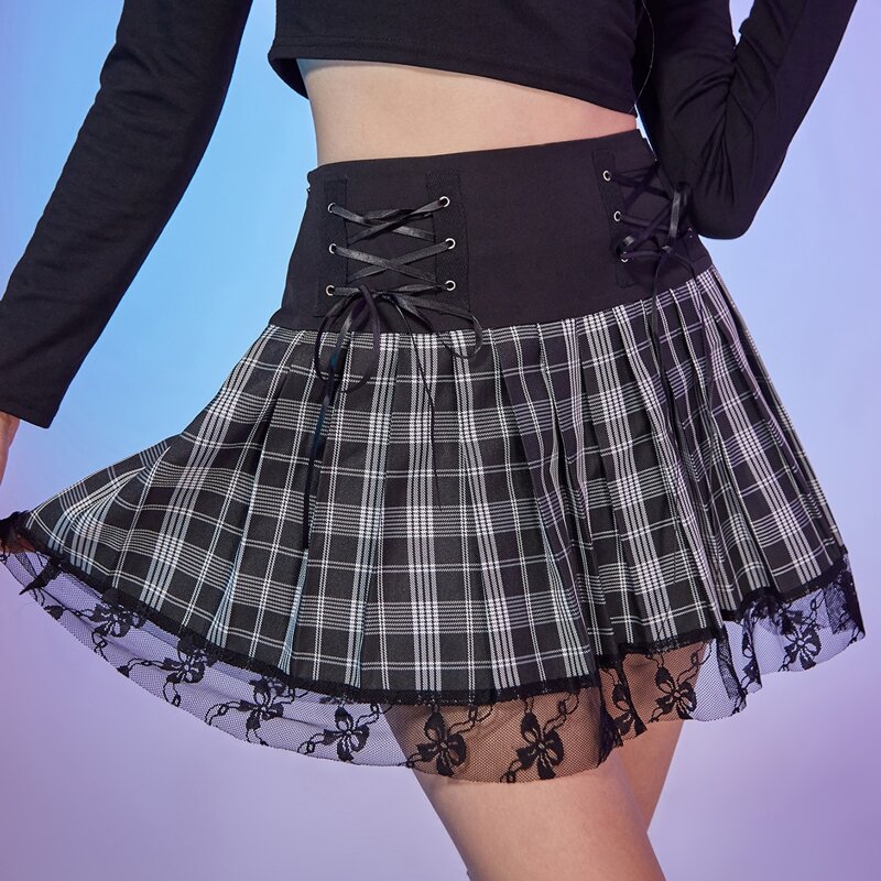 

Contrast Lace Plaid Lace Up Skirt, Black and white