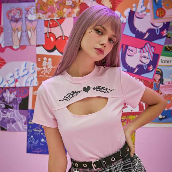 

Heart Graphic Cut Out Tee, Baby pink