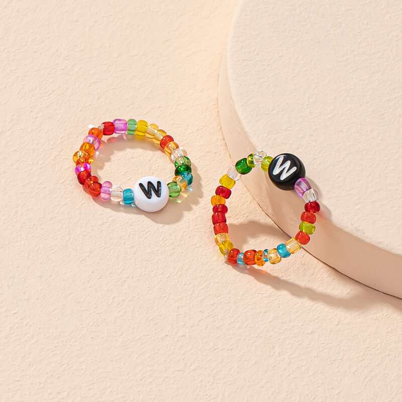 

2pcs Letter Graphic Beaded Ring, Multicolor