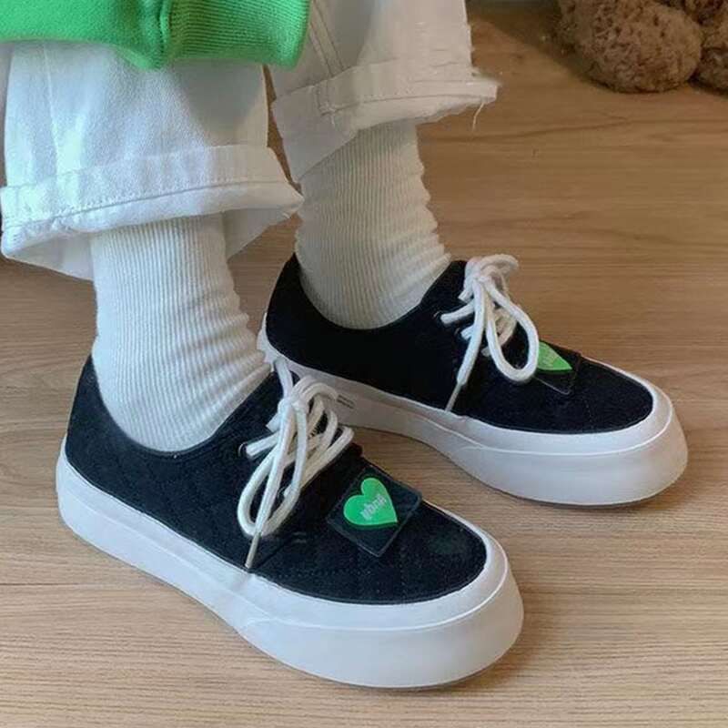 

Heart Pattern Canvas Shoes, Black