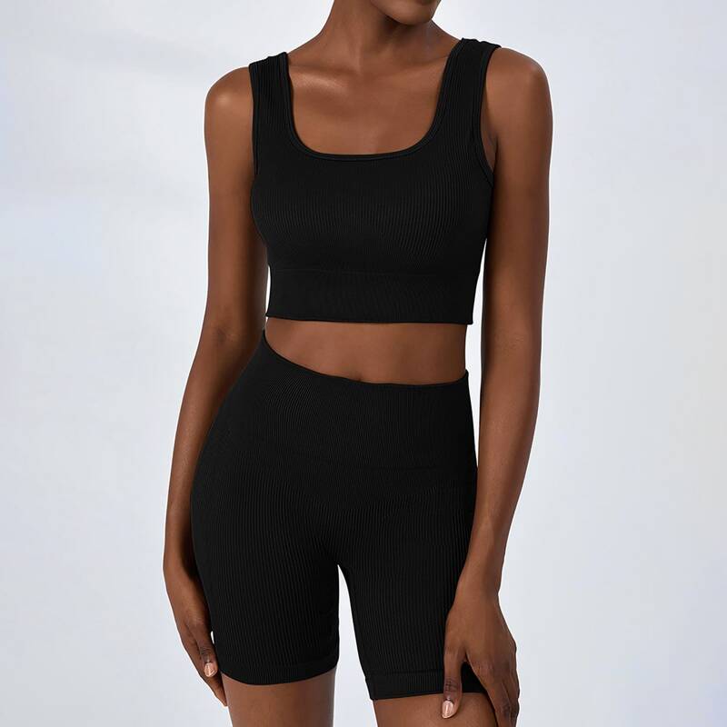 

Seamless High Stretch Sports Bra With Biker Shorts, Black