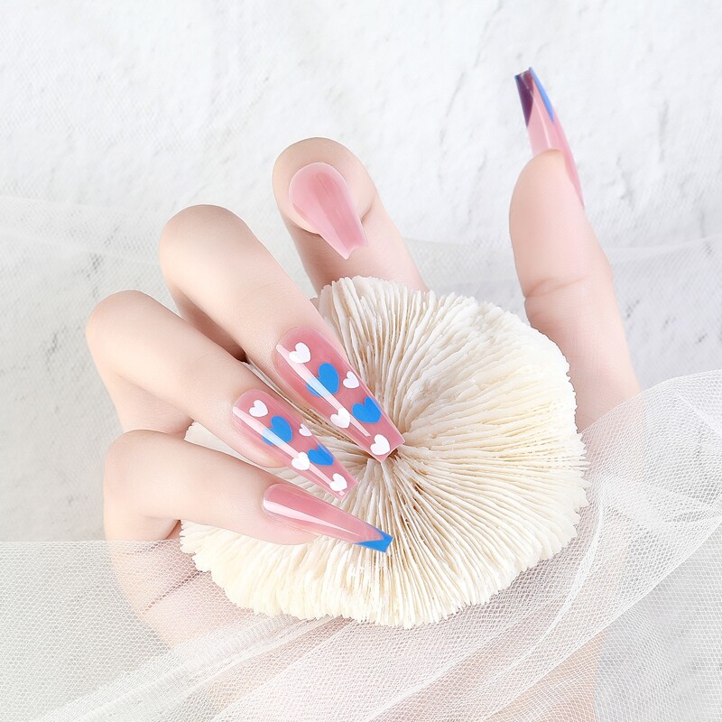 

24pcs Heart Pattern Fake Nail & 4pcs Nail Art Tool, Multicolor