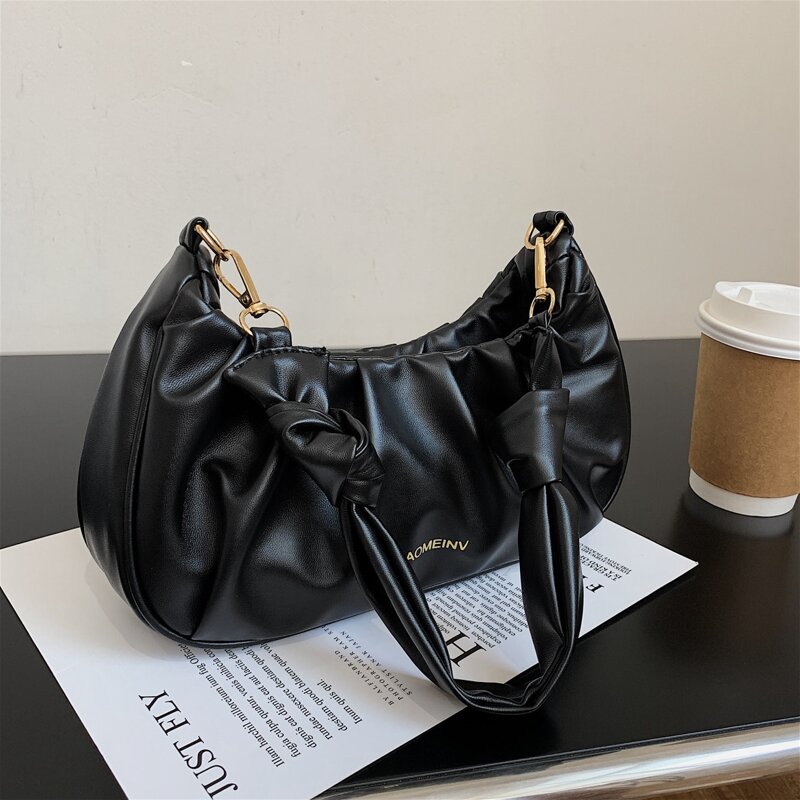 

Minimalist Shoulder Bag, Black