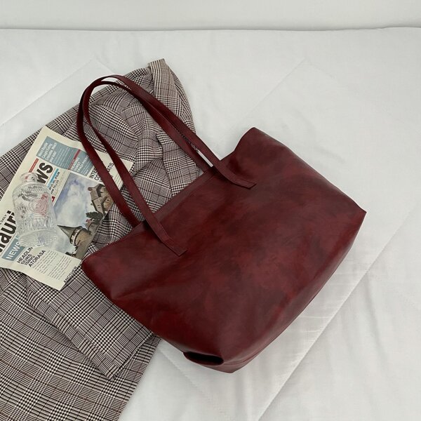 

Large Capacity Shoulder Tote Bag, Burgundy