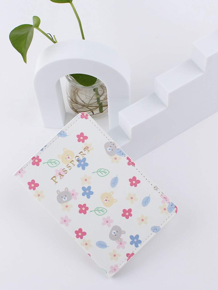 Flower & Cartoon Bear Graphic Passport Case Travel Stuff Travel Organiser Travel Items Travel Wallet Passport Holder Passport Wallet Beach Vacation Bag Summer Christmas Vacation - Multicolor - View 1