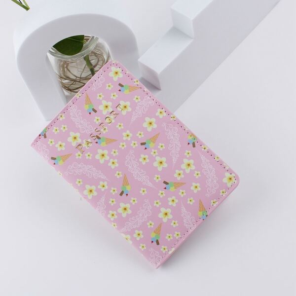 

Flower & Ice Cream Graphic Passport Case, Multicolor
