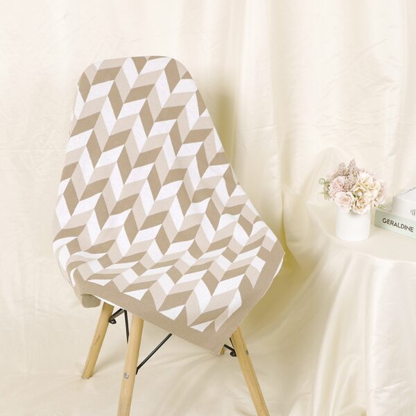 

Chevron Pattern Baby Swaddling Blanket, Multicolor