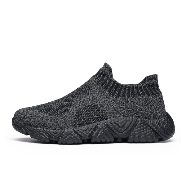 

Men Minimalist Slip On Knit Chunky Sneakers, Black