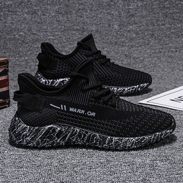 

Men Letter Graphic Breathable Running Shoes, Black