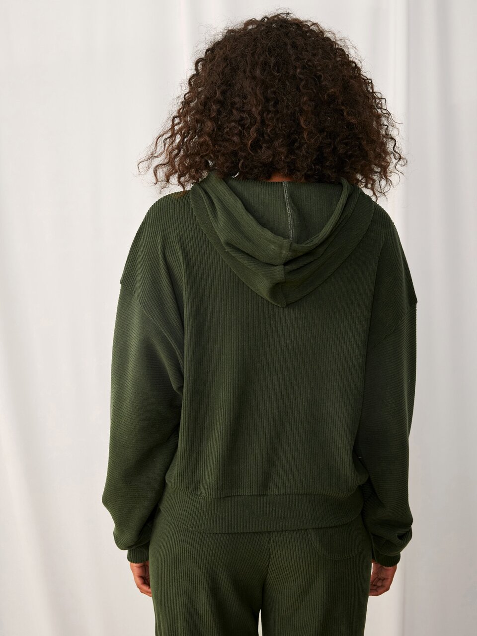 Solid Drawstring Drop Shoulder Hoodie