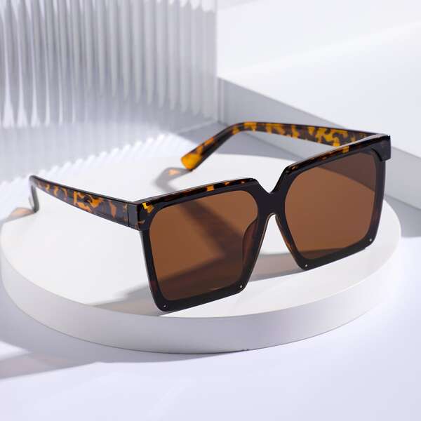 

Square Frame Sunglasses