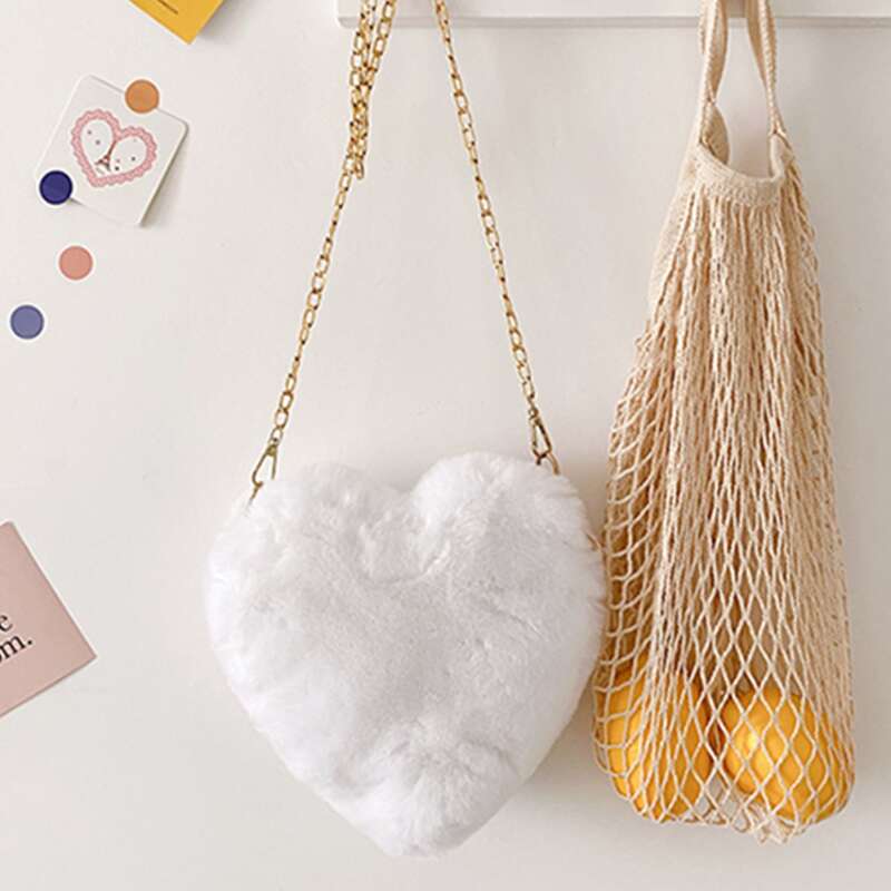 

Heart Shaped Crossbody Bag, White