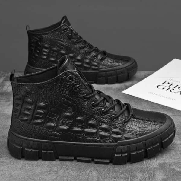 

Men Textured Lace-up Front Sneakers, Black