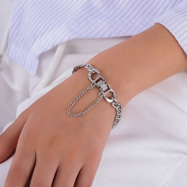 

Minimalist Link Bracelet, Silver
