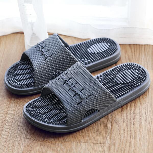 

Men Letter Graphic Slippers, Grey