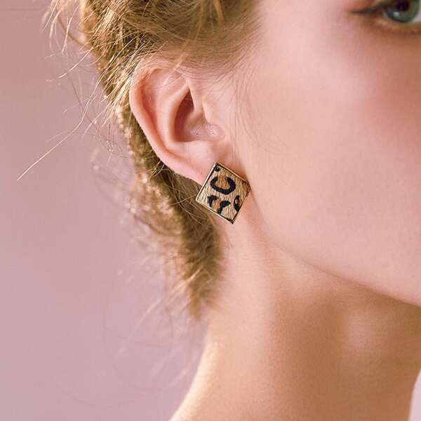 

18K Gold Plated Geometric Earrings
