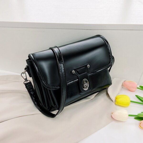 

Minimalist Turn-lock Crossbody Bag, Black