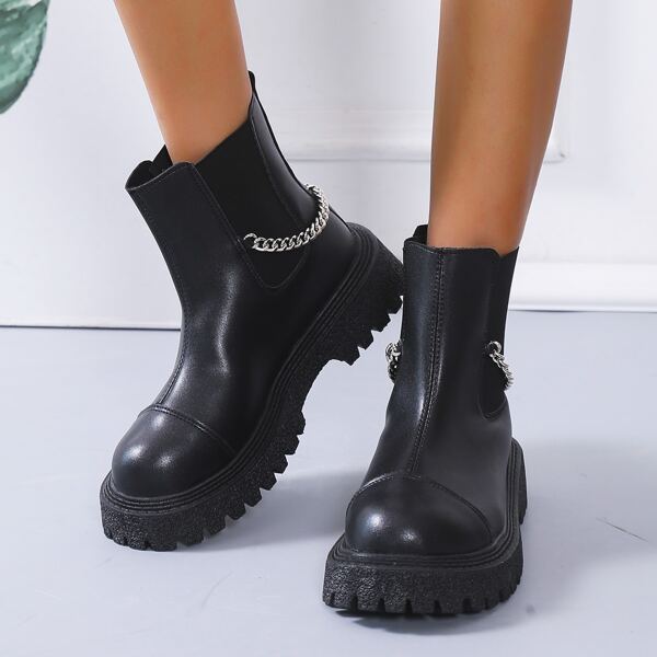 

Chain Decor Chelsea Boots, Black