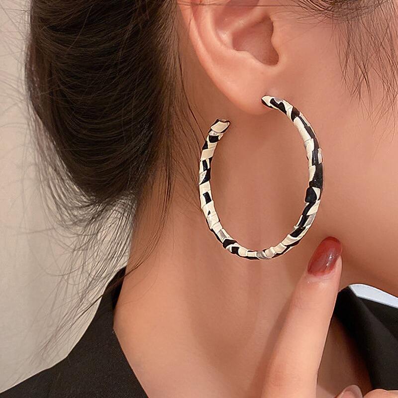 

Minimalist Hoop Earrings, Black and white