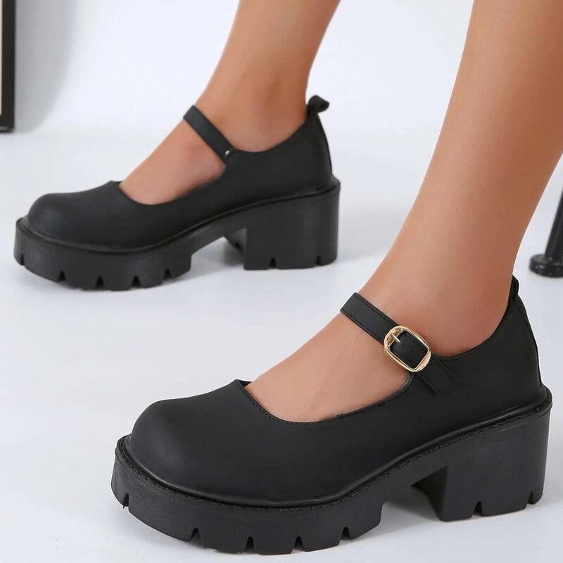 

Minimalist Flatform Mary Janes, Black