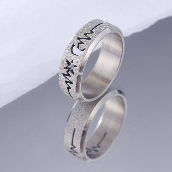 

Men Moon & Star Detail Ring, Silver