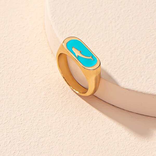 

Animal Graphic Ring, Gold