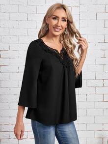 EMERY ROSE 蕾絲拼接荷葉袖襯衫 - 黑色 - 查看 5