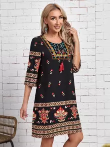 EMERY ROSE Floral Tassel Tie Neck Tunic Dress - الأسود - مشاهدة 1