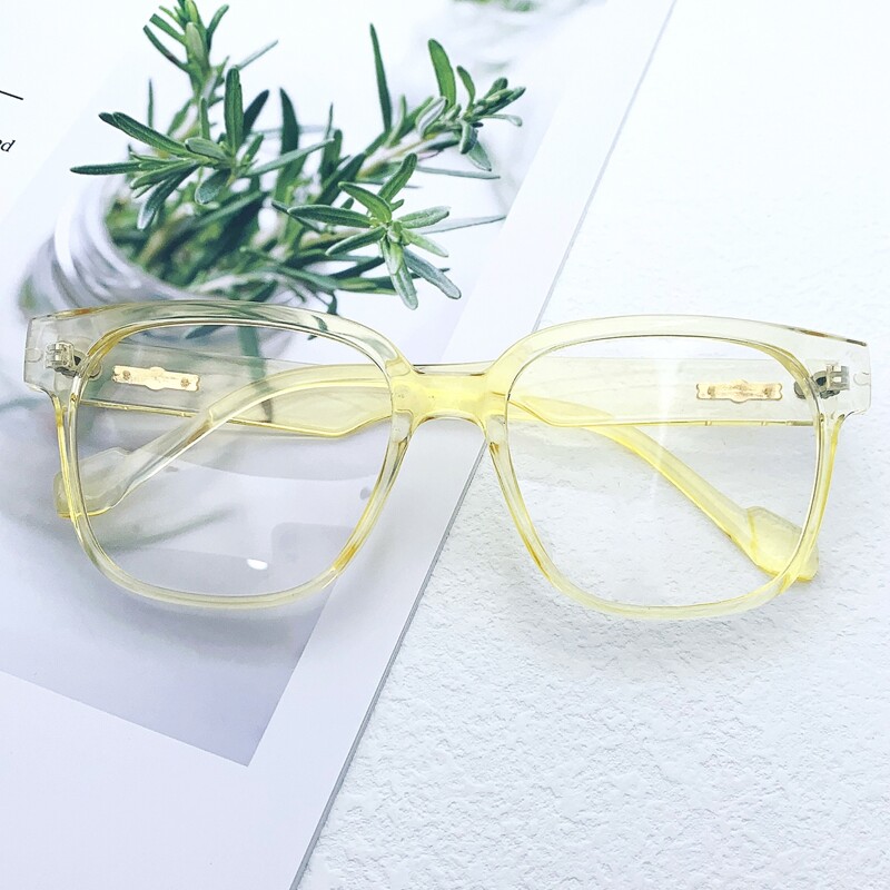 

Clear Frame Eyeglasses