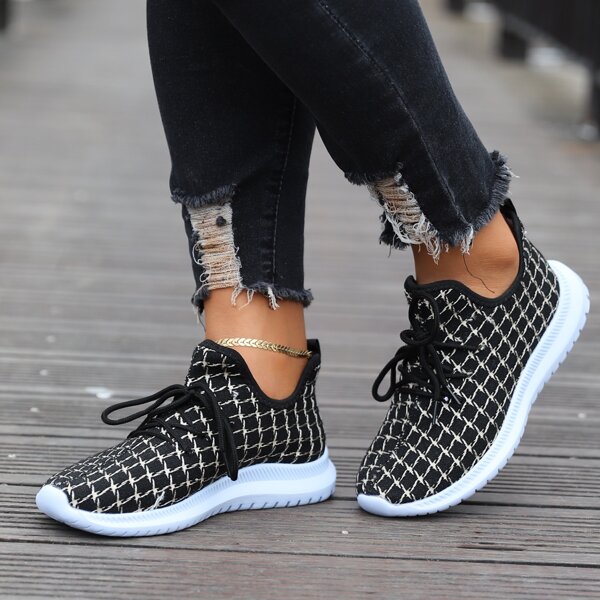 

Geometric Pattern Lace-up Front Sneakers, Black