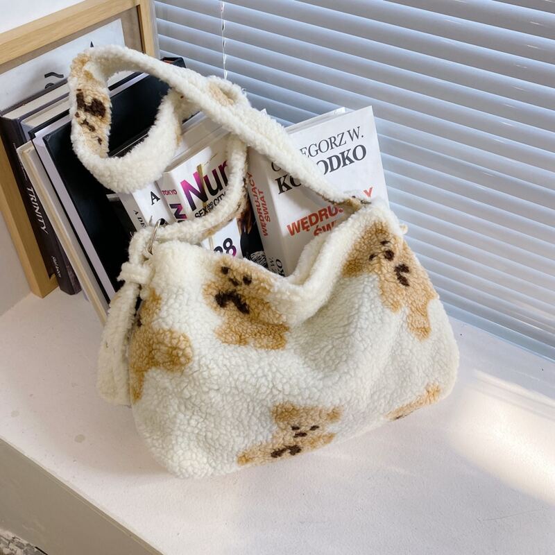 

Bear Graphic Crossbody Bag, White