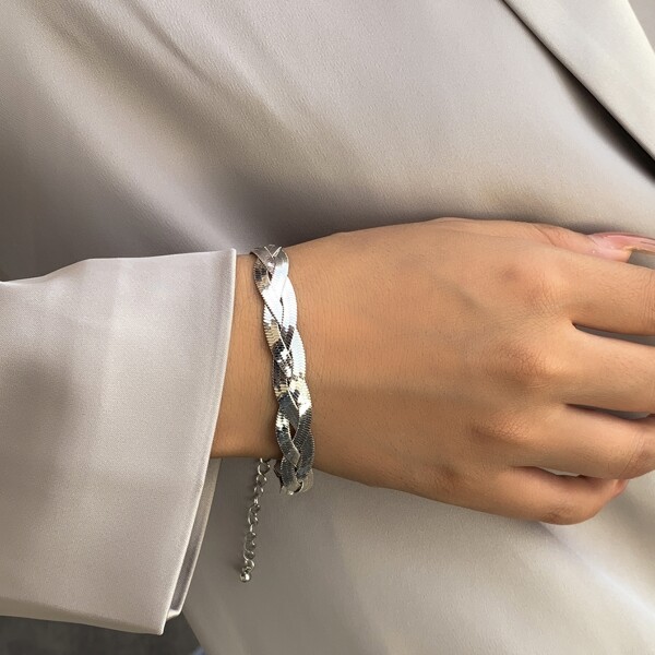 

Minimalist Metallic Bracelet, Silver