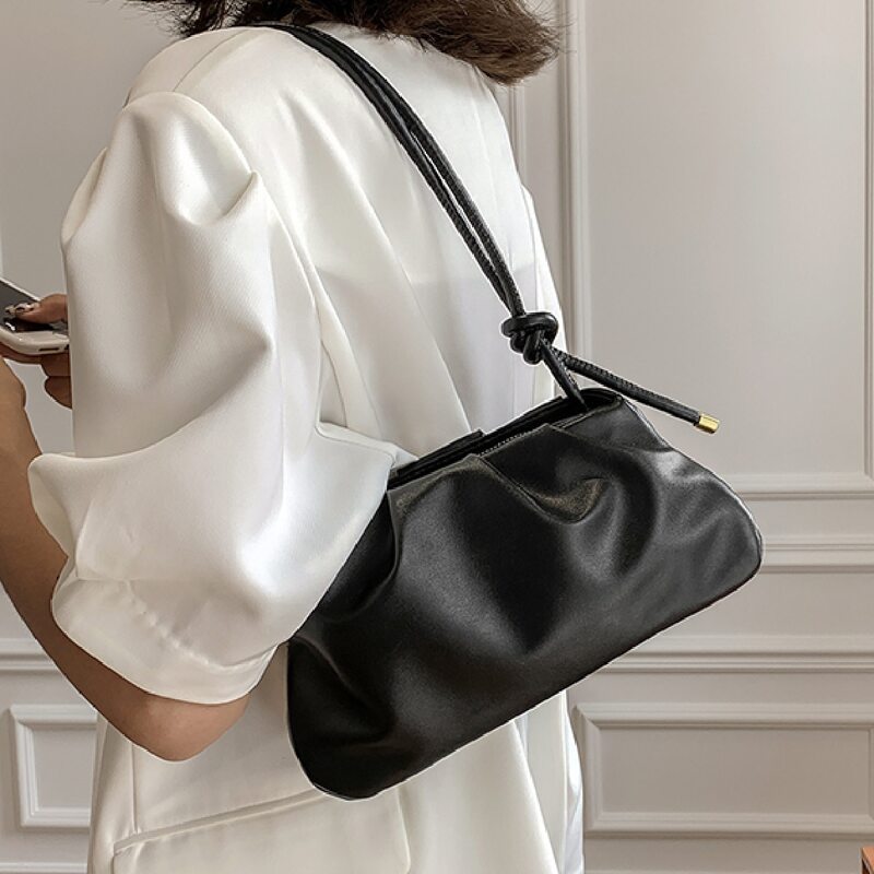 

Minimalist Shoulder Bag, Black