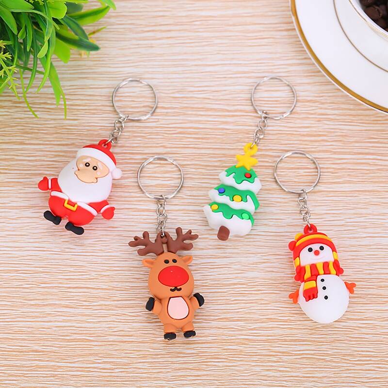 

1pc Random Christmas Charm Keychain, Multicolor