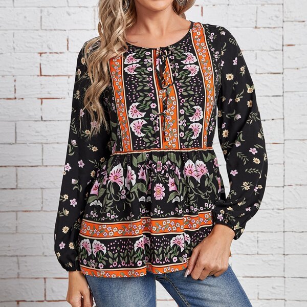 

Floral Print Knot Front Top, Multicolor